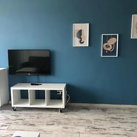 Spacious Apartment With Bosphorus View *